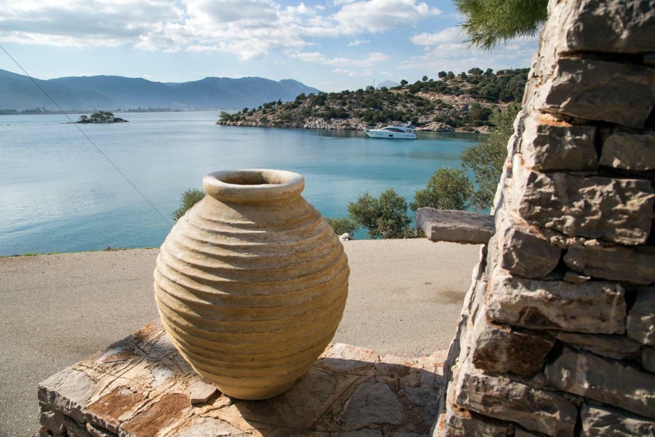 Kalavria Luxury Suites - Magnificent Sea View Of Poros Poros Town Exterior foto